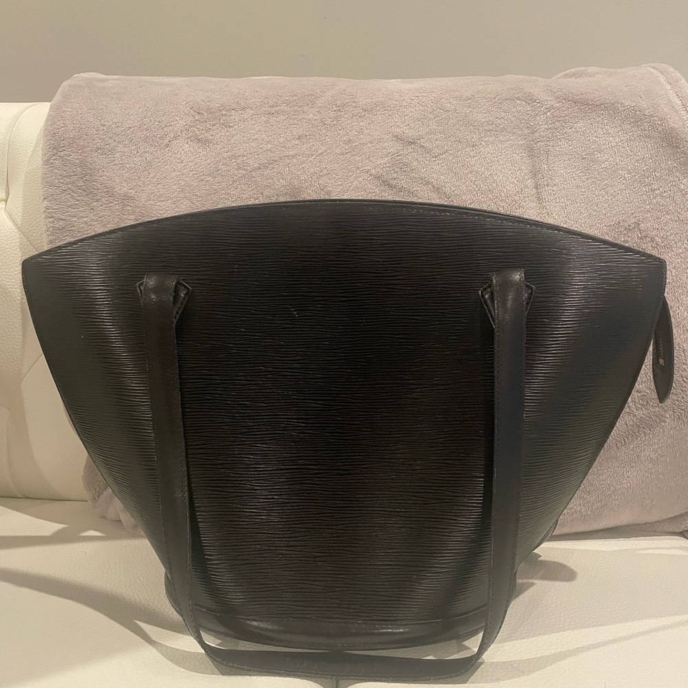 Black Leather Louis Vuitton Saint Jacques - Used